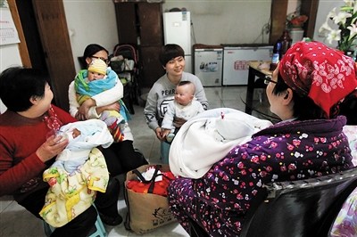 雙胞胎媽媽網上求母乳不到24小時收到4000毫升